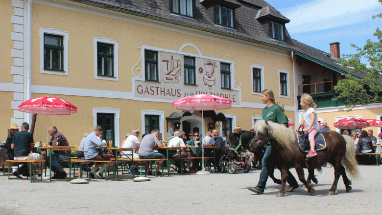 Gasthaus & Ponyhof Holzm&uuml;hle, &copy; Birgit Taxb&ouml;ck