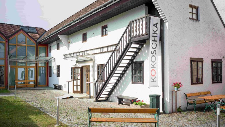 Oskar Kokoschka Haus Innenhof, © Robert Herbst