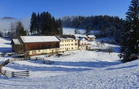 Biohof Teufel im Winter, © Barbara Teufel