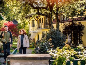 Im Garten der Pension Hendling, &copy; Wiener Alpen/F&uuml;l&ouml;p, Kremsl