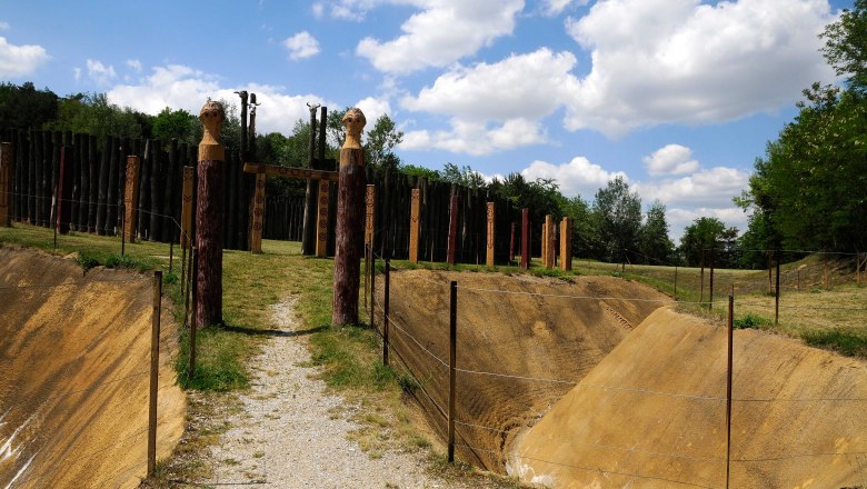 Kreisgraben am Heldenberg, © Weinviertel Tourismus GmbH / Mandl