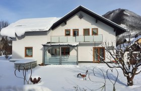 Winter Hausansicht, &copy; Gertrude L&ouml;bersorg