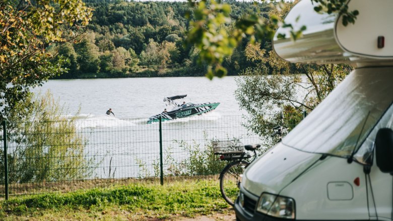 Stellplatz mit Donau-Ausblick, &copy; Marbach Camping