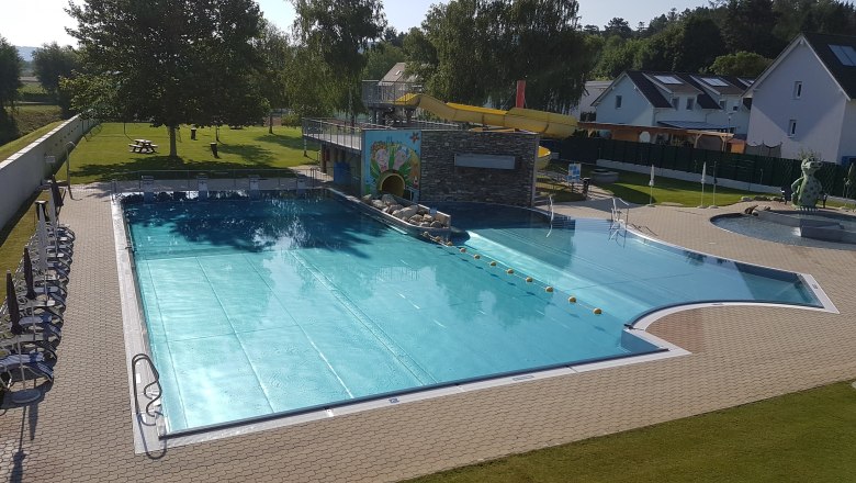 Erlebnisbad Schwimmbecken, © Marktgemeinde Sieghartskirchen