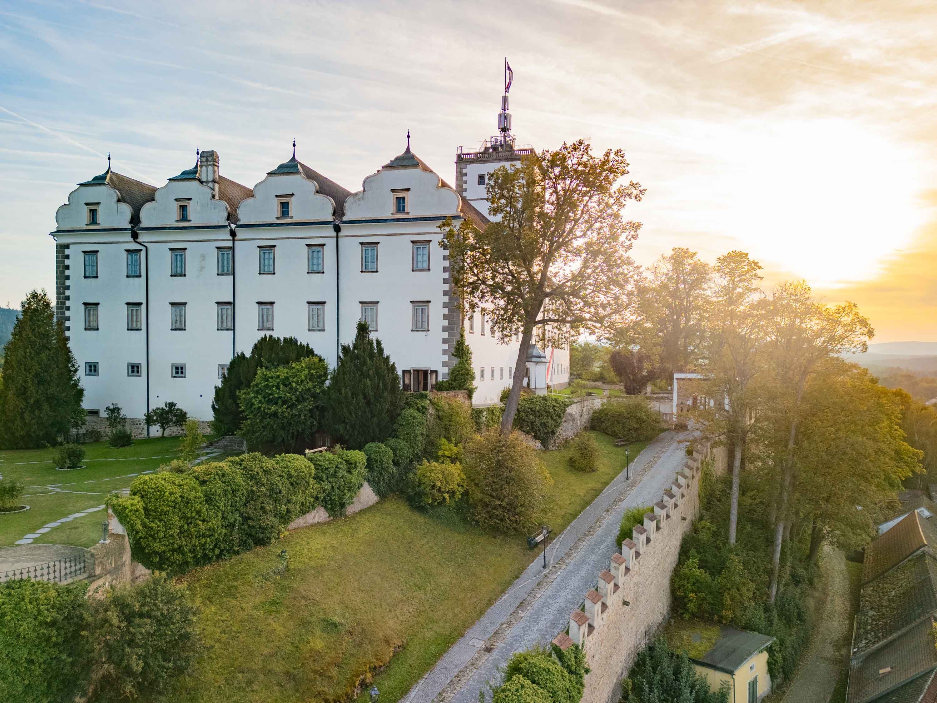 Schloss Weitra mit Sonnenuntergang