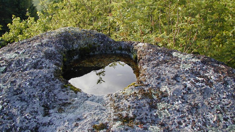 opferschale, © Höbarth