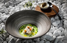 Landgasthaus Bacher: Mehr als &bdquo;nur&ldquo; gut Essen , &copy; Lukas Kirchgasser