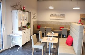 Caf&eacute; "s&uuml;&szlig; und frisch", &copy; MG Rastenfeld