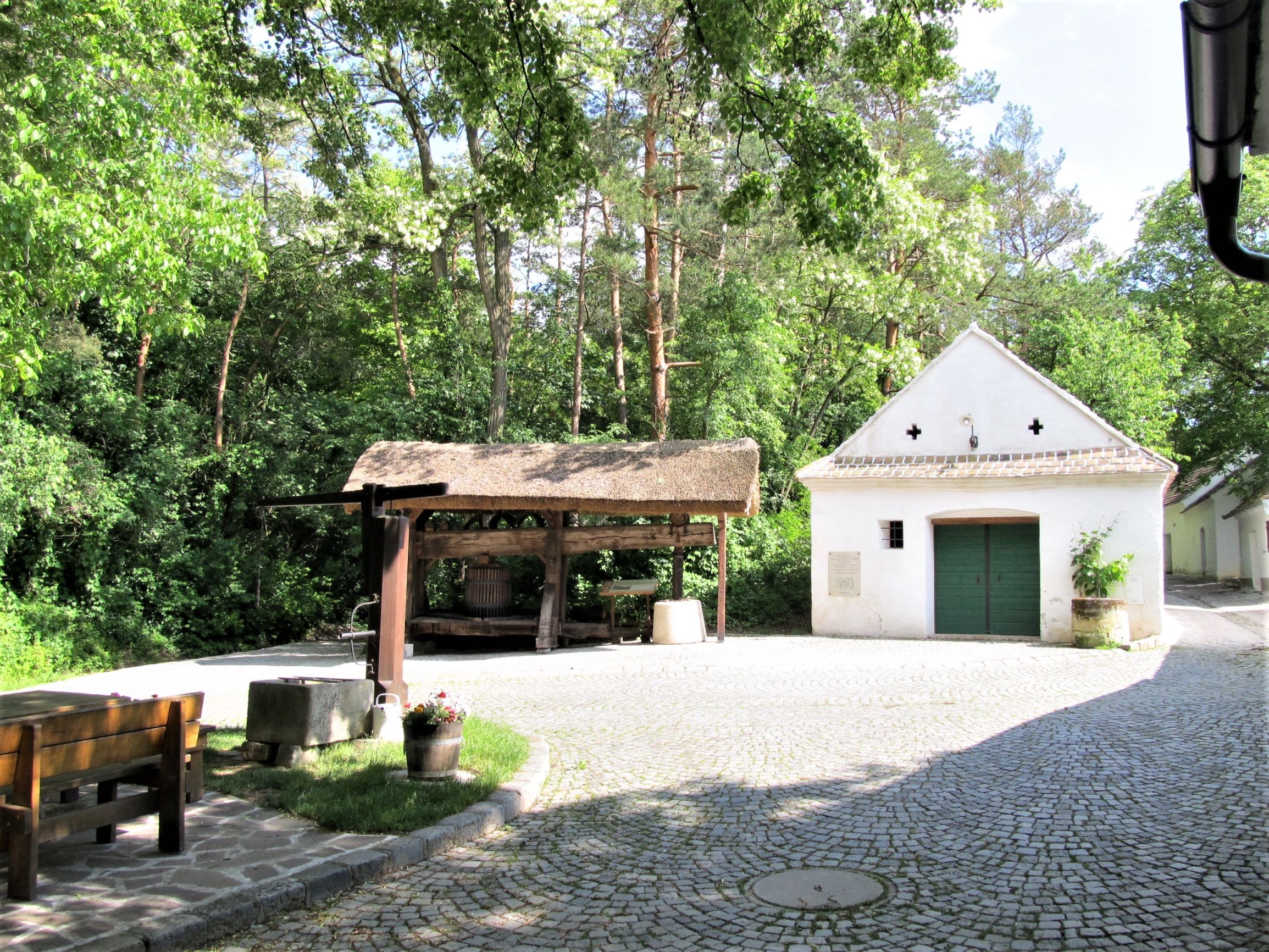 Pinkelstein Kellergasse