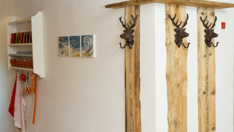 Garderobe, &copy; Hanni Reichlin