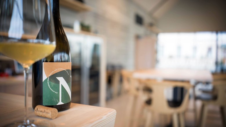 N&auml;hrer Wein, &copy; robert herbst