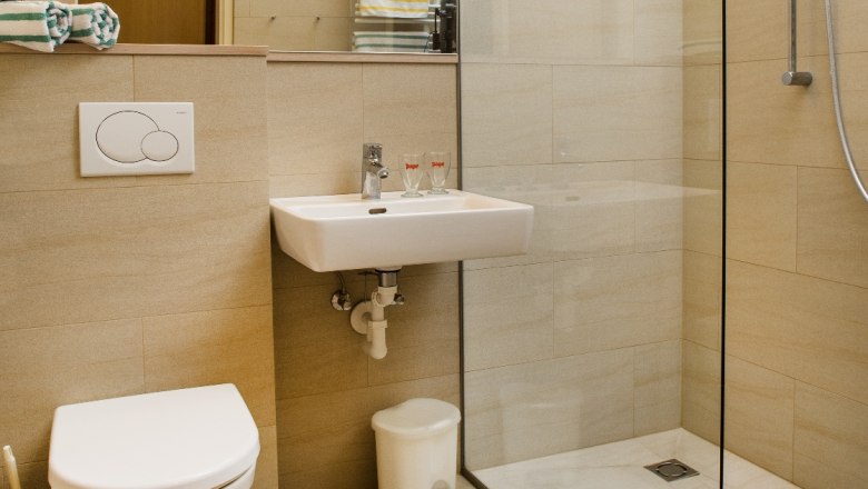 Ger&auml;umiges Bad, &copy; Gasthof Dangl