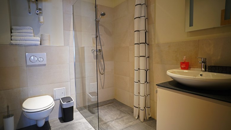 Badezimmer, &copy; Nava Motel