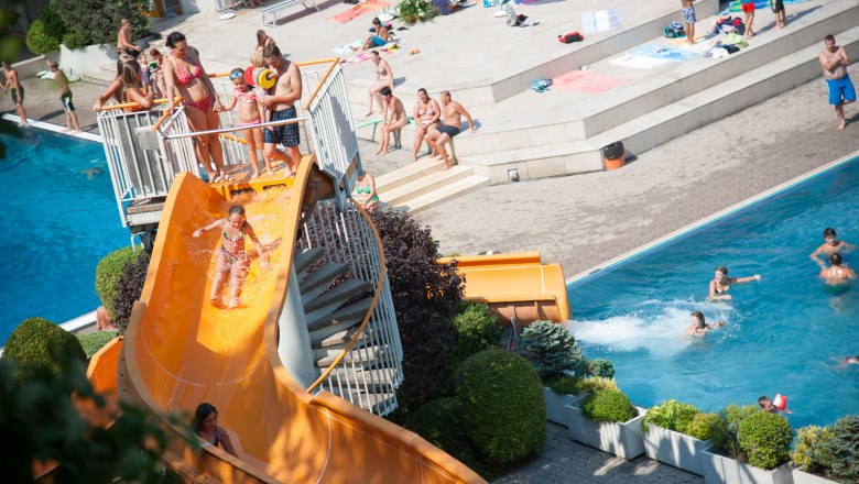 Schnell geht's die Rutsche runter..., &copy; Josef Herfert