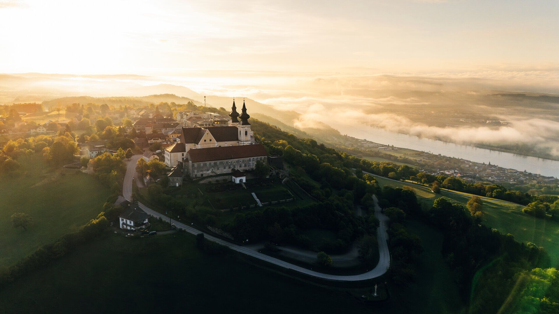 Lebensweg, Wandern, Weitwandern, Maria Taferl, Blick auf Donau und Basilika