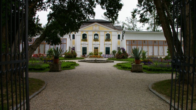 Historische Orangerie mit Garten im Stift Zwettl.