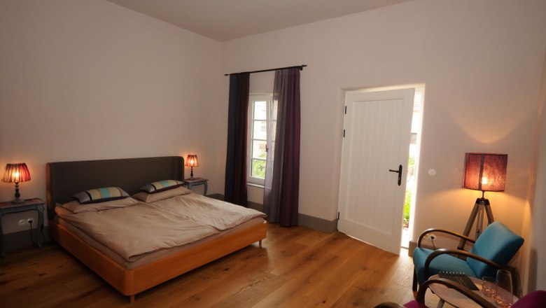 Idylisches Geniesserzimmer im Landhaus Furth8, &copy; Franz B&ouml;ck