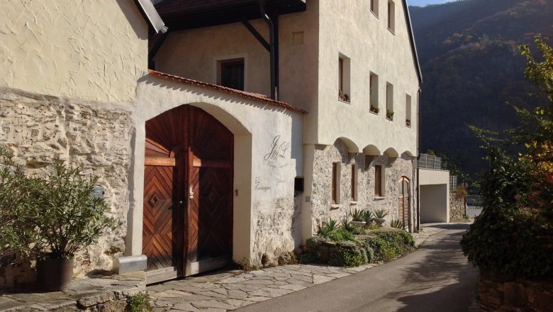 Weingut Langmayer in der Kirchengasse W&ouml;sendorf, &copy; Weingut Langmayer
