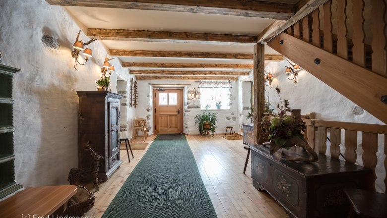 pension-kobichl_eingangsbereich_1, &copy; Fred Lindmoser