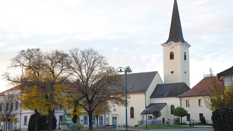 Blick auf die Kirche in Absdorf, © Gemeinde Absdorf