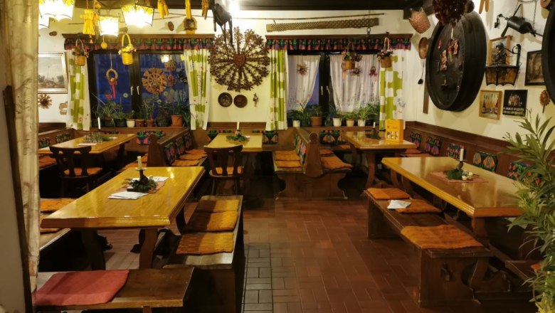 Heurigenlokal, &copy; Erich Hamb&ouml;ck