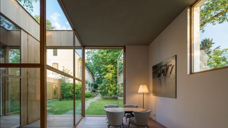 Das Wohnzimmer, &copy; Leonhard Hilzensauer