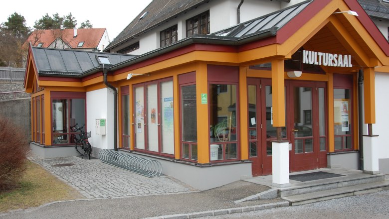 e-Bike Ladestation beim Kultursaal, &copy; Wolfgang Mayrhofer