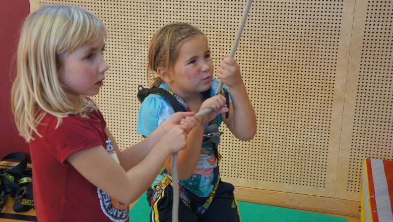 Lachende Kinder, &copy; Kletteranlage Wieselburg-Land