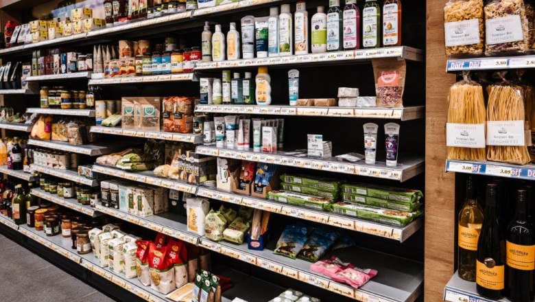 Sortiment "Unser G'sch&auml;ft in Bergern", &copy; Georg Werner