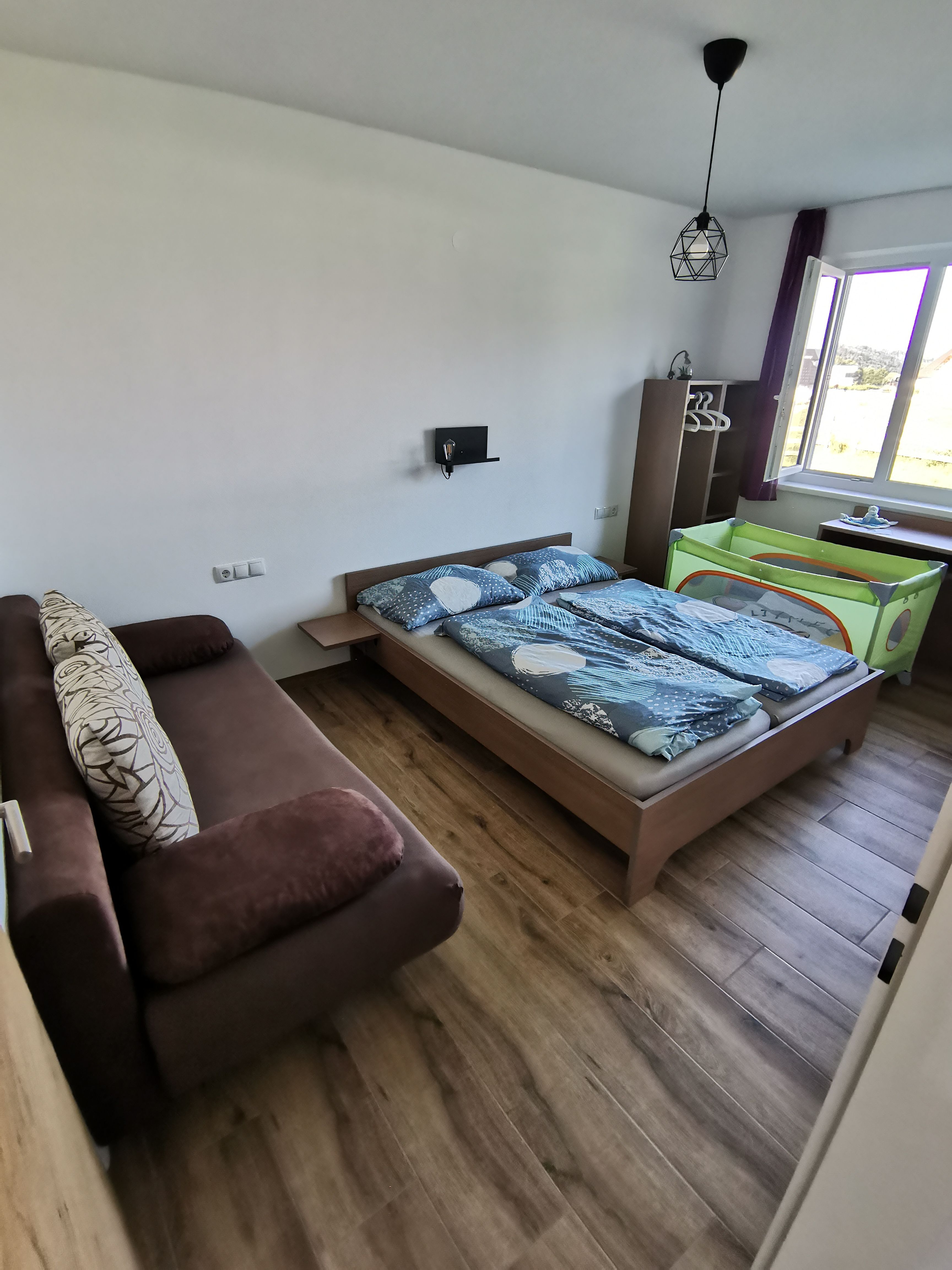 Dreibettzimmer mit Beistellbett