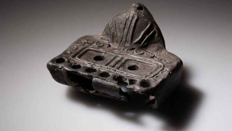 Mehrfl&auml;mmige r&ouml;mische &Ouml;llampe des 2./3. Jh. vom Domplatz, &copy; Stadtmuseum St. P&ouml;lten/N Gail Wien