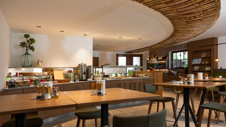 Fruehstuecksraum1, &copy; Benno Bertl