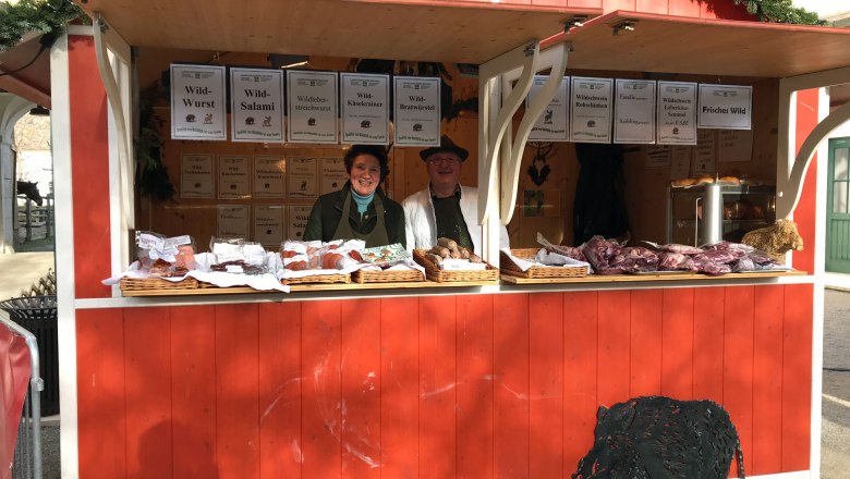 Wildprodukte Familie Maurer, Orth/D., Marktstand, &copy; Familie Maurer