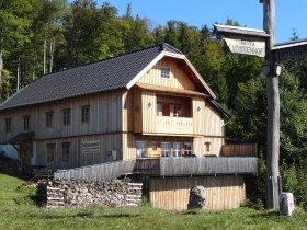 Die wundersch&ouml;ne Waldburangerh&uuml;tte (Everl) am Gahns, &copy; Wiener Alpen in Nieder&ouml;sterreich - Semmering Rax