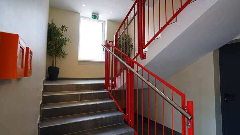 Stiegenaufgang, &copy; Nava Motel