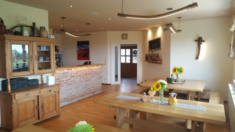 Terrassenheuriger (W)einzigartig, © Christian Lepold