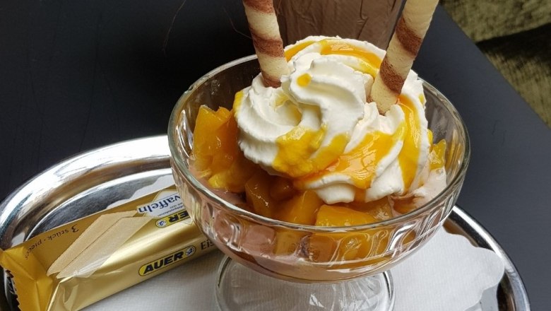 Mangobecher, &copy; SciBBes - das Stadtcafe