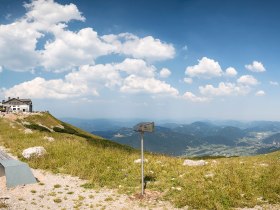 Blickplatz Bahnhof Hoschneeberg neben Elisabethkircherl, &copy; Wiener Alpen in Nieder&ouml;sterreich - Schneeberg Hohe Wand