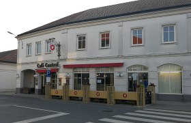 Cafe Central Loosdorf, © Roman Zöchlinger