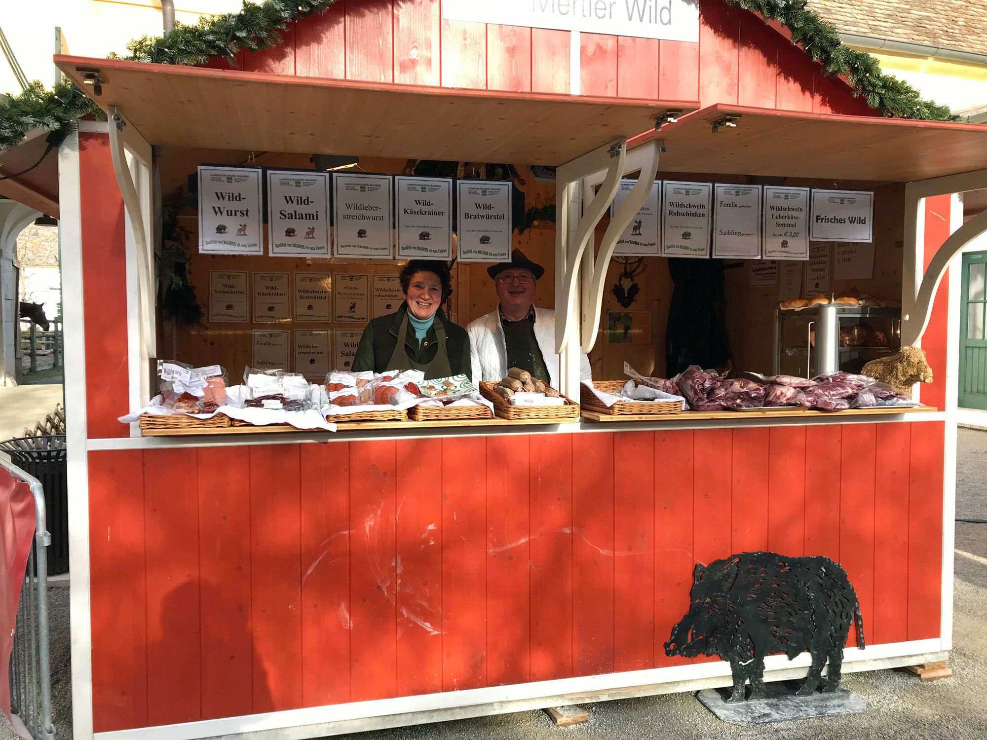 Wildprodukte Familie Maurer, Orth/D., Marktstand