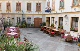 Gastgarten, &copy; Gasthof Mang