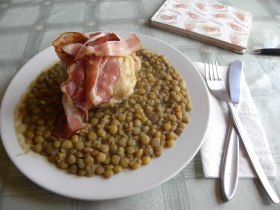 Herzhaftes Linsengericht auf der Gauermannh&uuml;tte, &copy; &copy;www.eva-gruber.com