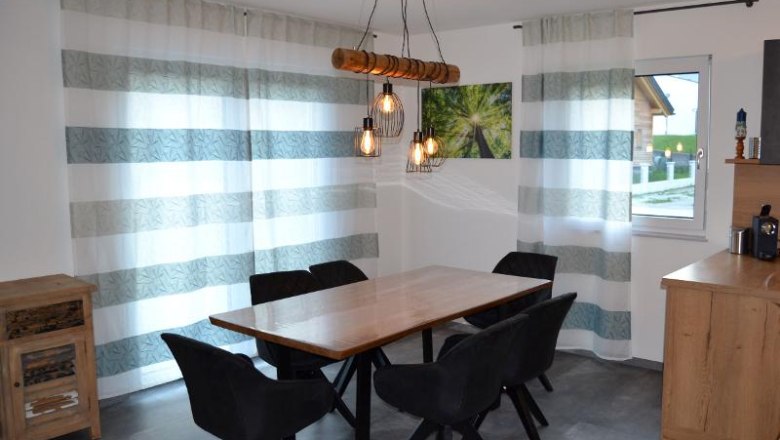 Wohn-/Essbereich, &copy; Martin Bachner_Happy Nest