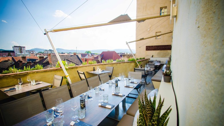 Terrasse mit Ausblick vom Gozzo by Late, © Charly Teuschl
