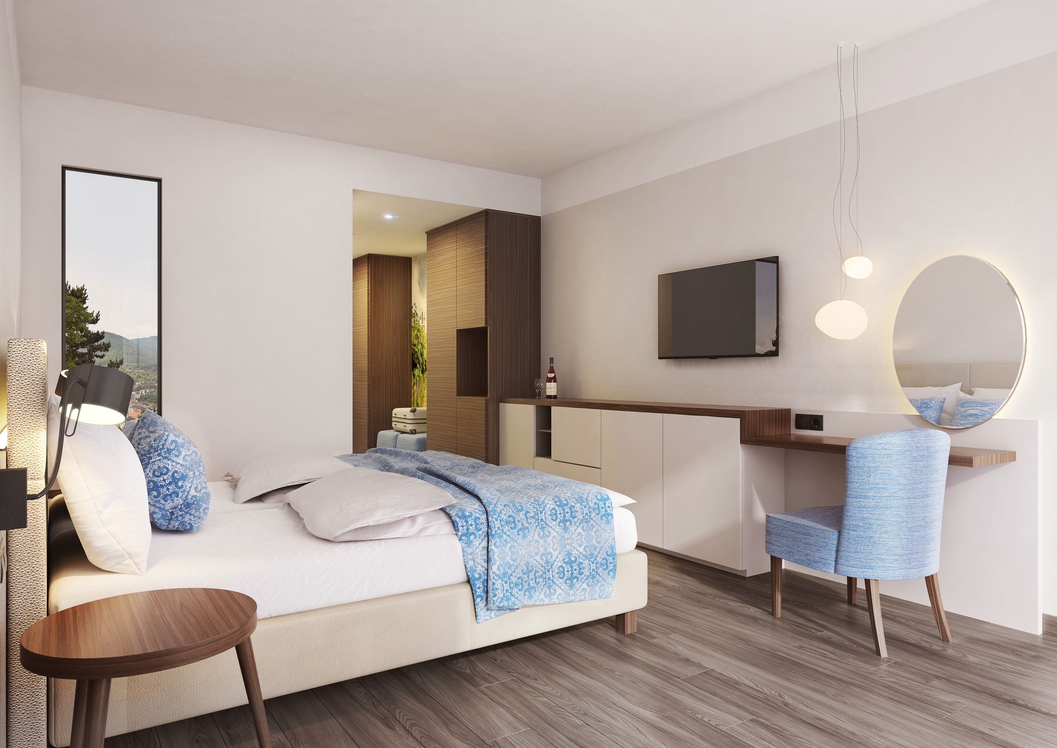 Modern eingerichtetes Hotelzimmer mit Doppelbett, blauem Stuhl, Wandspiegel und Flachbildfernseher.