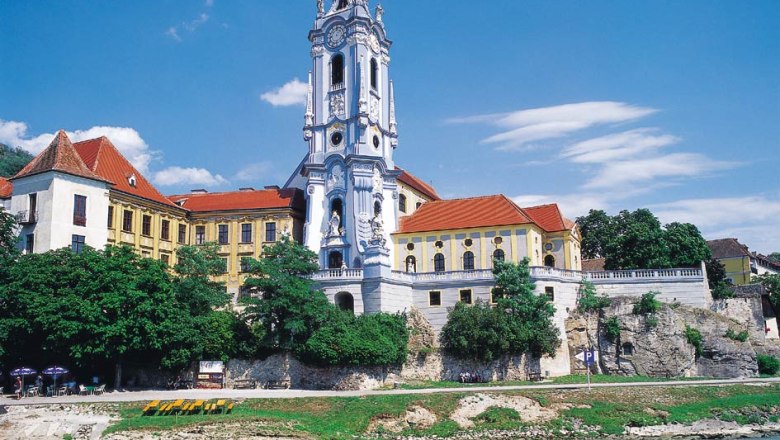 Barockkirche in Dürnstein, Österreich, am Donauufer.