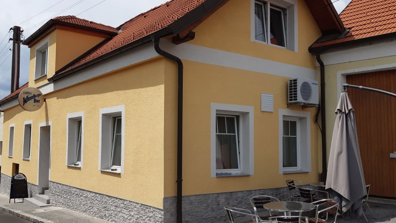 Landgasthaus Hundsheim, © Rudolf Stummer