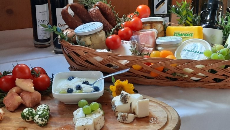 Produkte, Schafk&auml;sebetrieb Raser, Parchfurth, &copy; Donau Nieder&ouml;sterreich, Neubauer