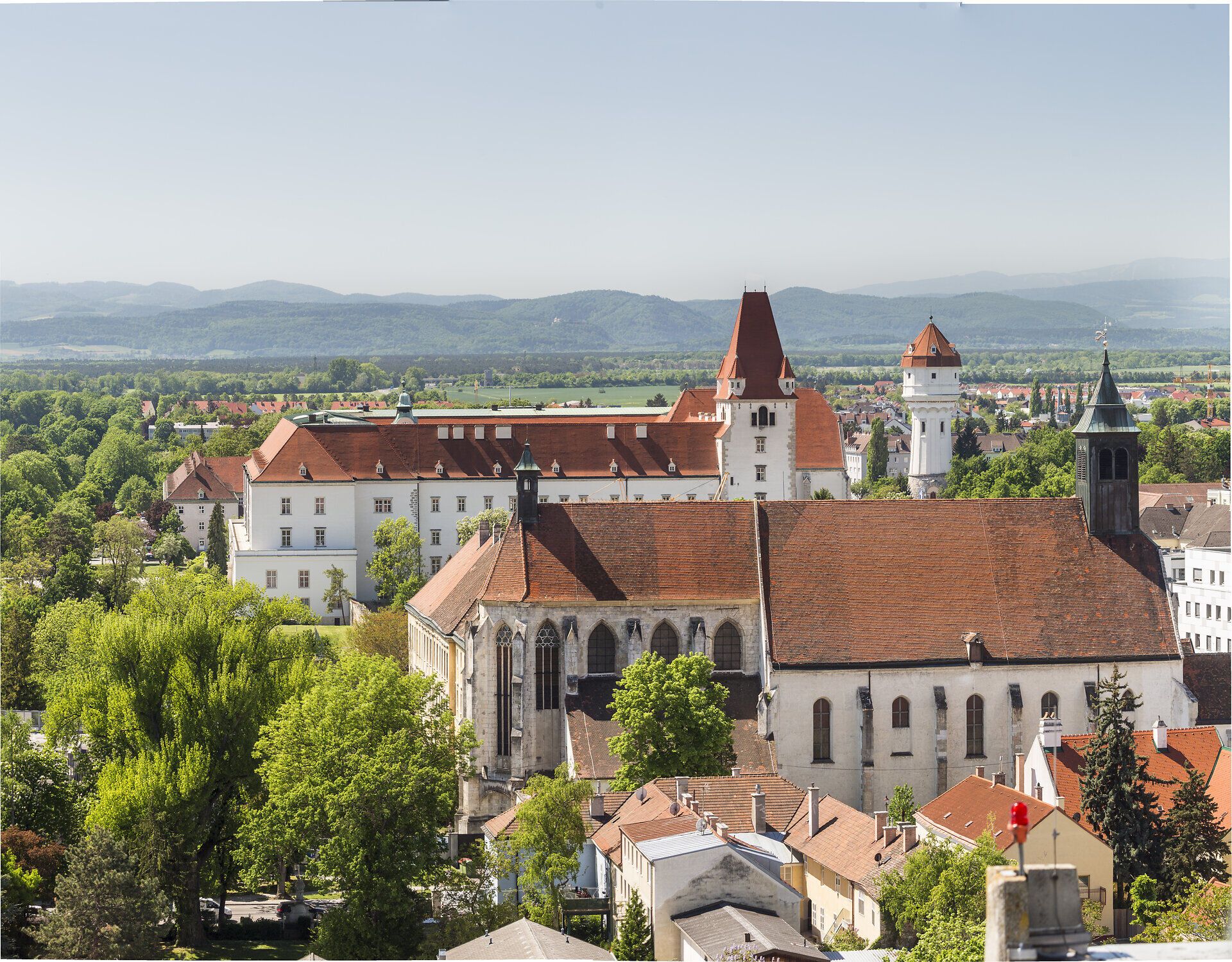 Wiener Neustadt_St.Peter_Milak_highres_93032(c)wieneralpen_zwickl
