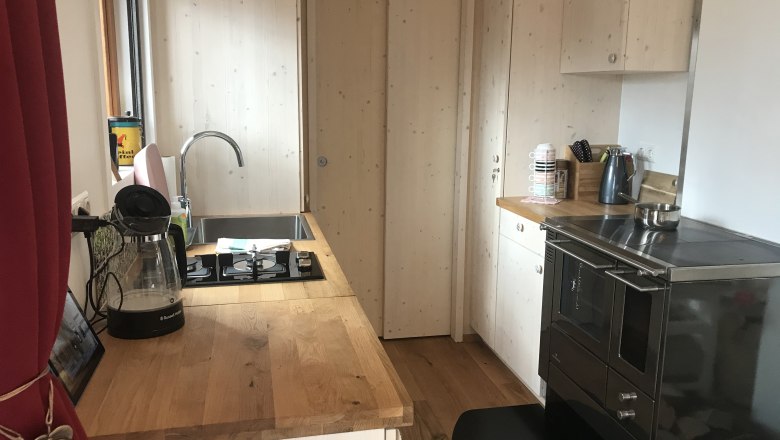 K&uuml;che Rosenrot, &copy; Bauer-Wolf